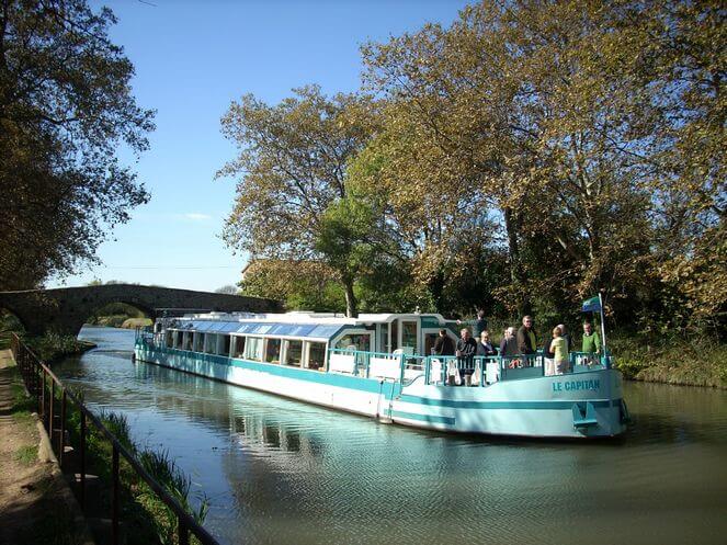 Bateau_Capitan_Bateau_du_soleil_Canal_du_midi_Sites_d'exception_Languedoc_Pont_des Trois Yeux