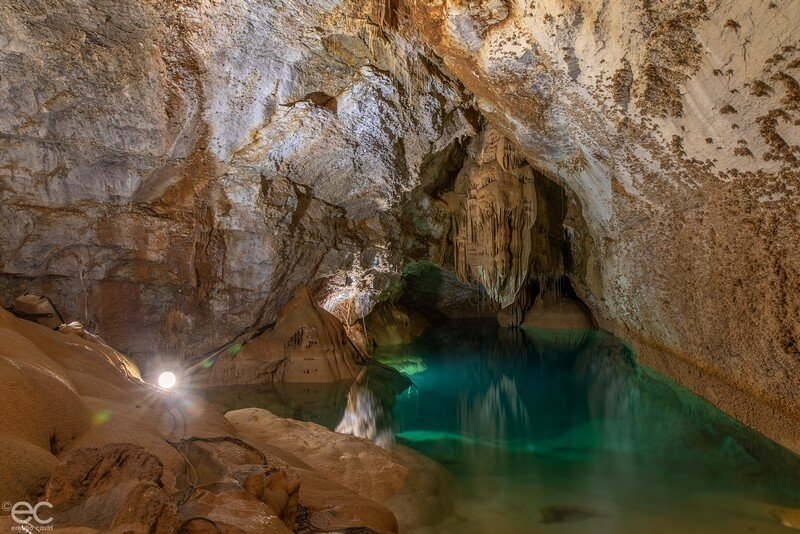 Grotte de Trabuc - Lac de Minuit