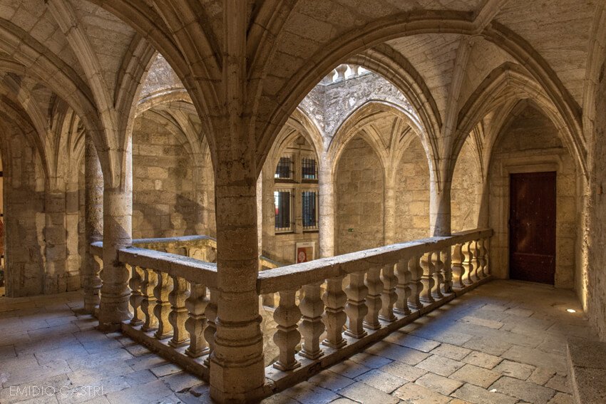 Pézenas - place Gambetta - centre historique- Hérault