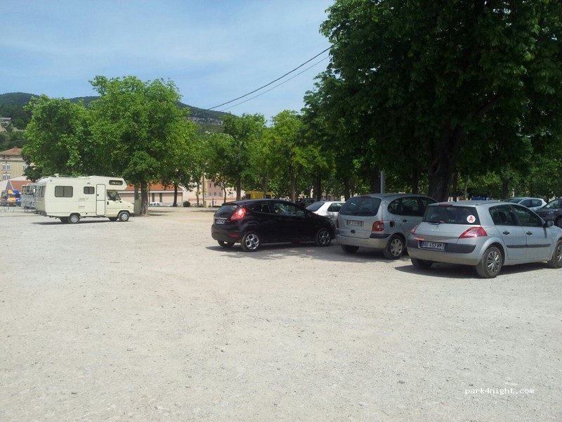 Parking au centre de lodève