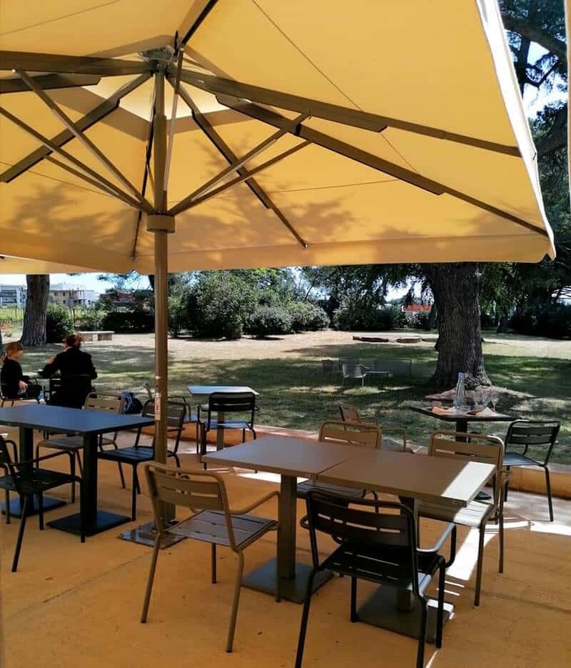 terrasse domaine du grand puy