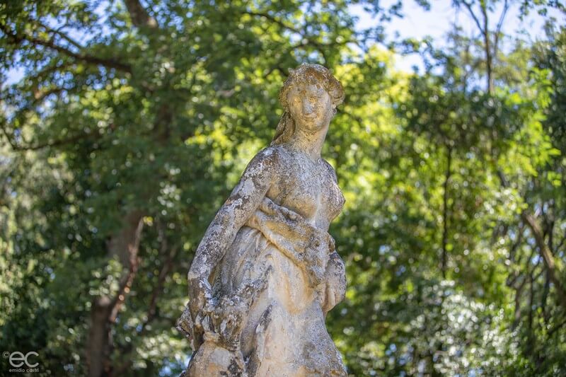 statue château de l'engarran