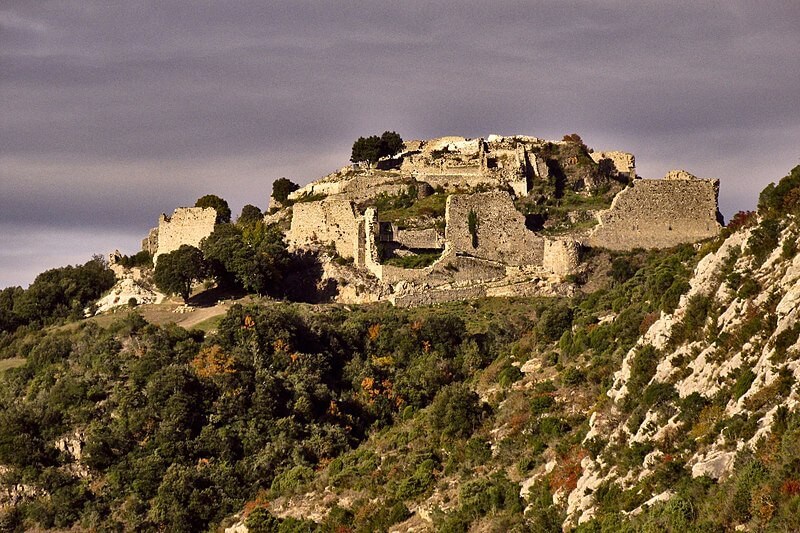 Ruines d'un Château Cathare en Occitanie