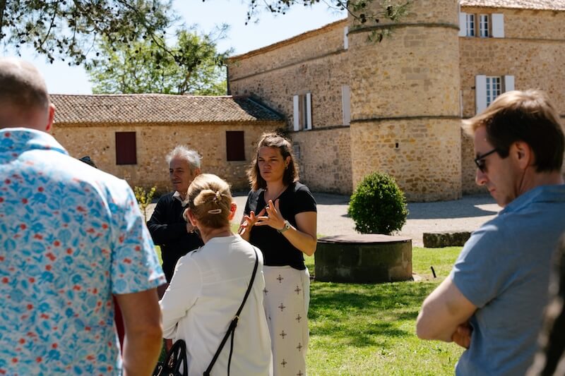 Visite guidée-jonquieres.jpg©MelodyPallas Visite guidée suivie d'un dégustation de vins biologiques au caveau du château de Jonquières.