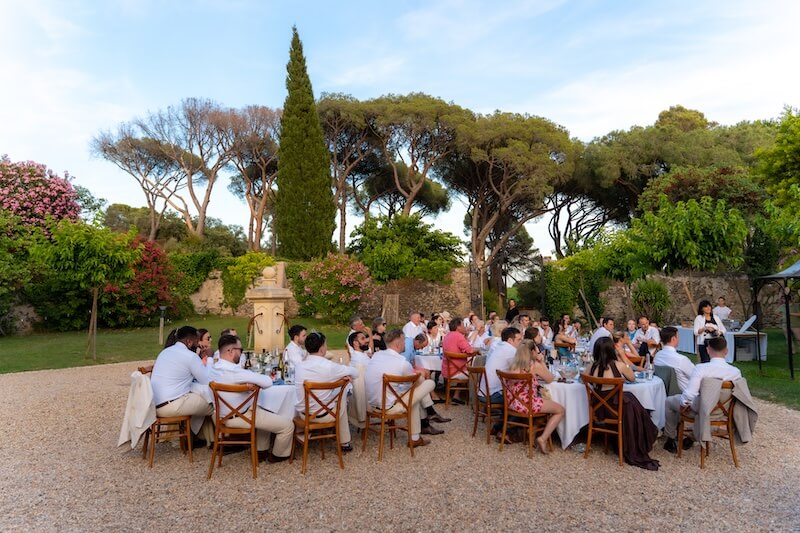 Cérémonie de mariage Château du Parc Pézenas-FEELBYTARA Cérémonie de mariage Laïque au Château du Parc prés de Pézenas dans l'Hérault
