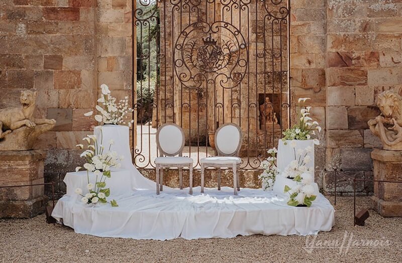 MARIAGE-OCCITANIE-NARBONNE-FONTFROIDE-06 Superbe décors pour une réception de mariage à l'abbaye de Fontfroide dans l'Aude